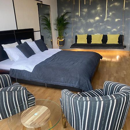 Casa S Piata Alba Iulia Leilighet Bucureşti Eksteriør bilde