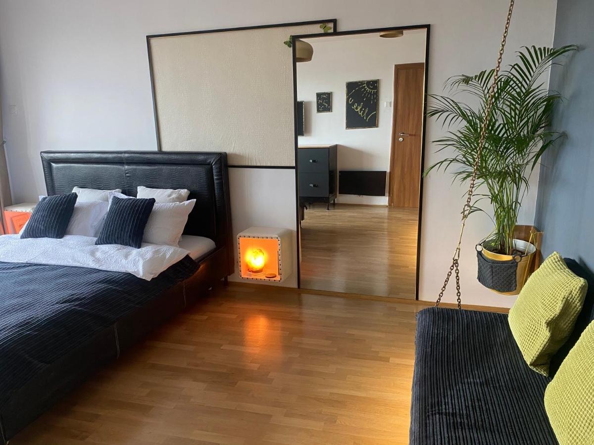 Casa S Piata Alba Iulia Leilighet Bucureşti Eksteriør bilde